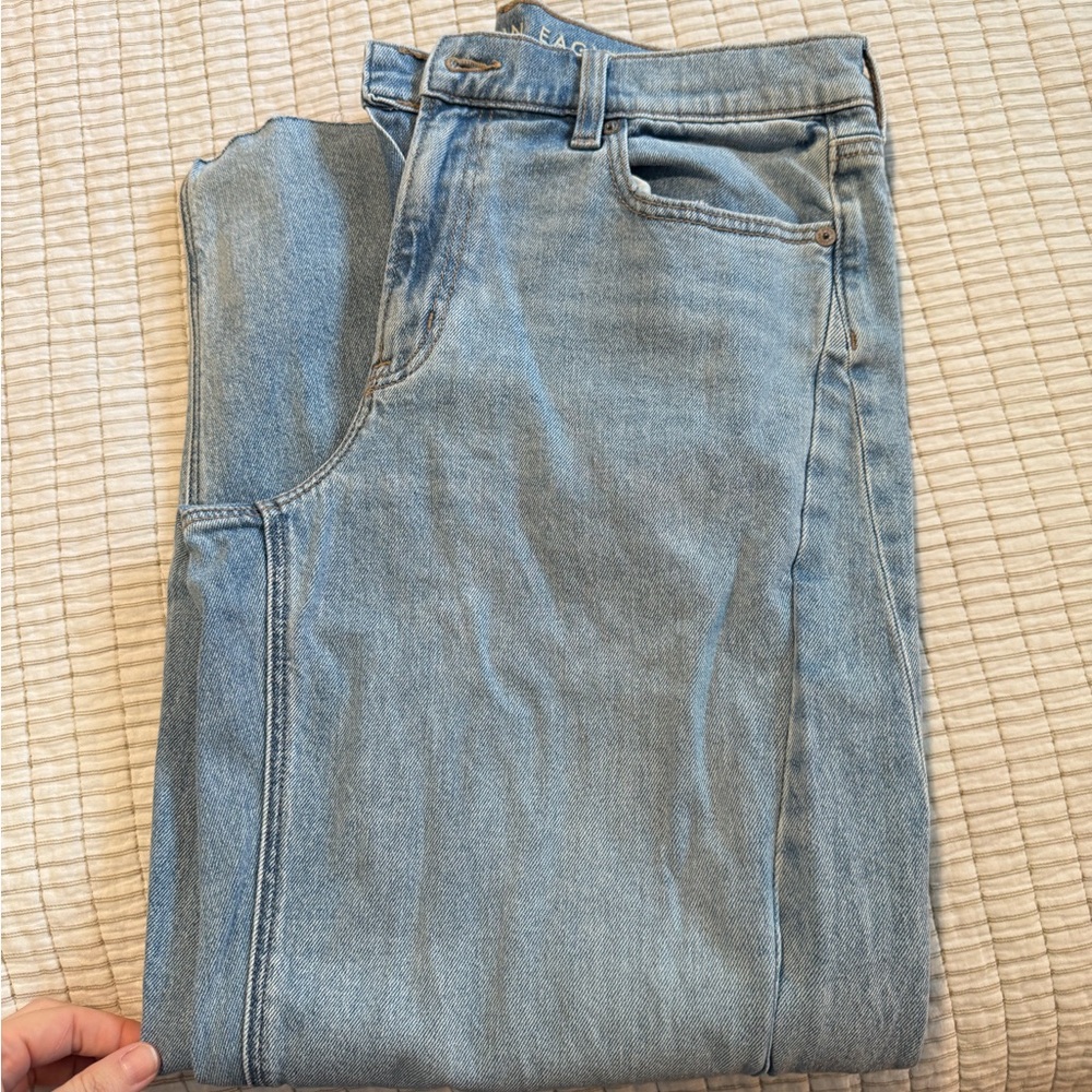 American Eagle Barrel Jeans
